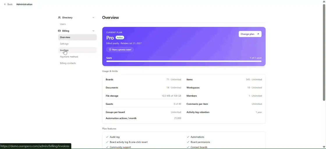 The Payment method page with the Auto-renewal switch on and the confirmation asking to turn it off.
